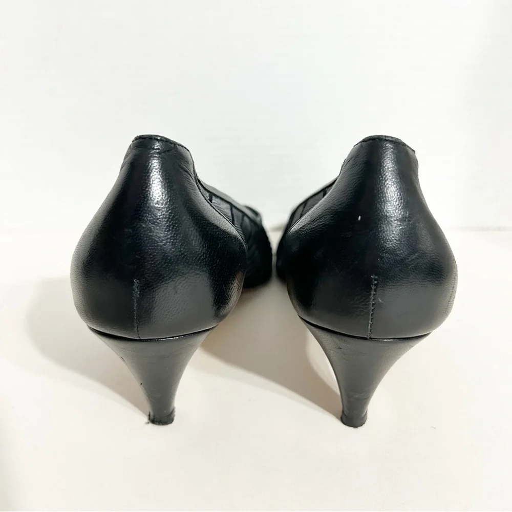 Vintage Prevata Black Textured Mesh Pleated Pointed Toe Kitten Heel Pumps Italy